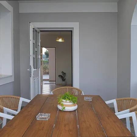 Niriides Beach House Holiday home Makris Gialos (Zakynthos)