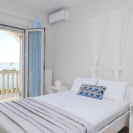 Niriides Beach House Makris Gialos (Zakynthos)